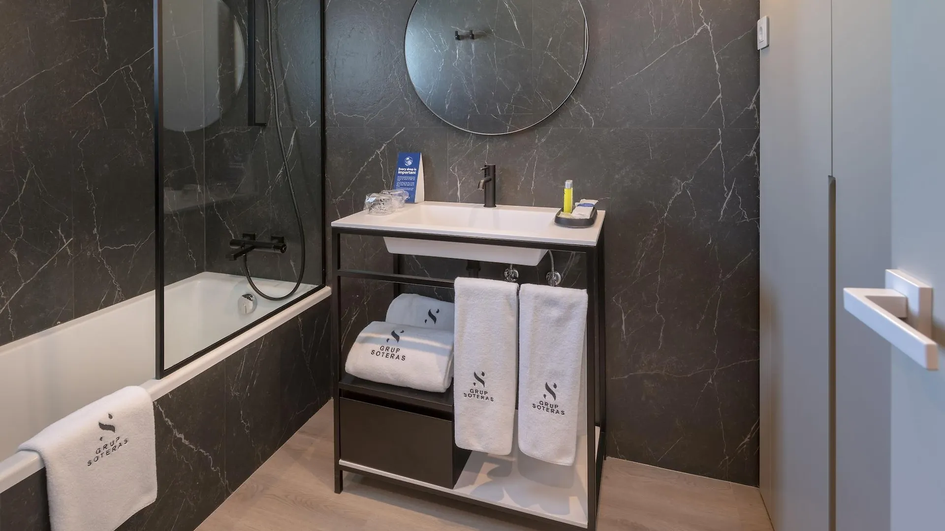 Bel Air Hotel Castelldefels 4*,