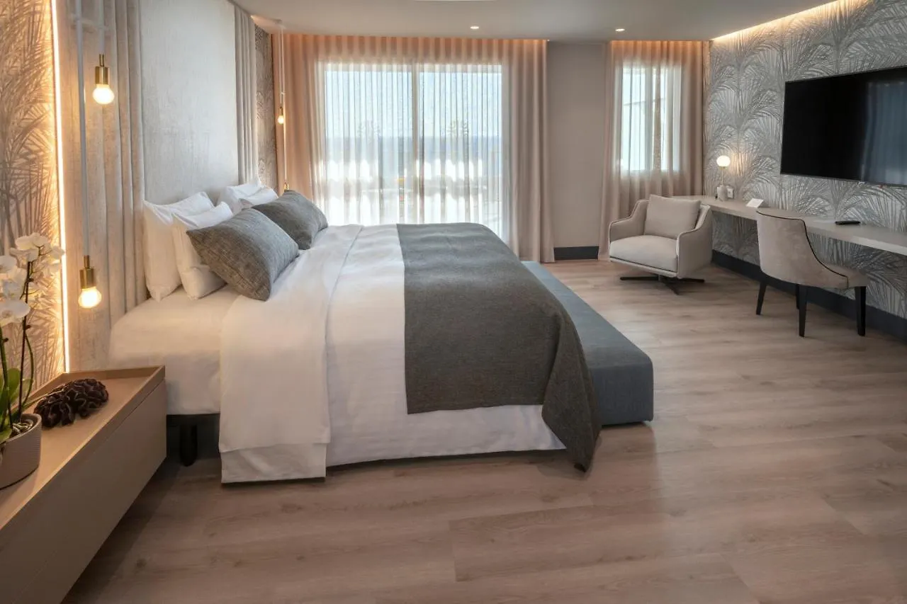 Bel Air Hotel Castelldefels 4*,